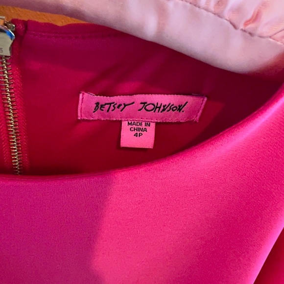Betsy Johnson Pink dress 4P - Picture 3 of 4